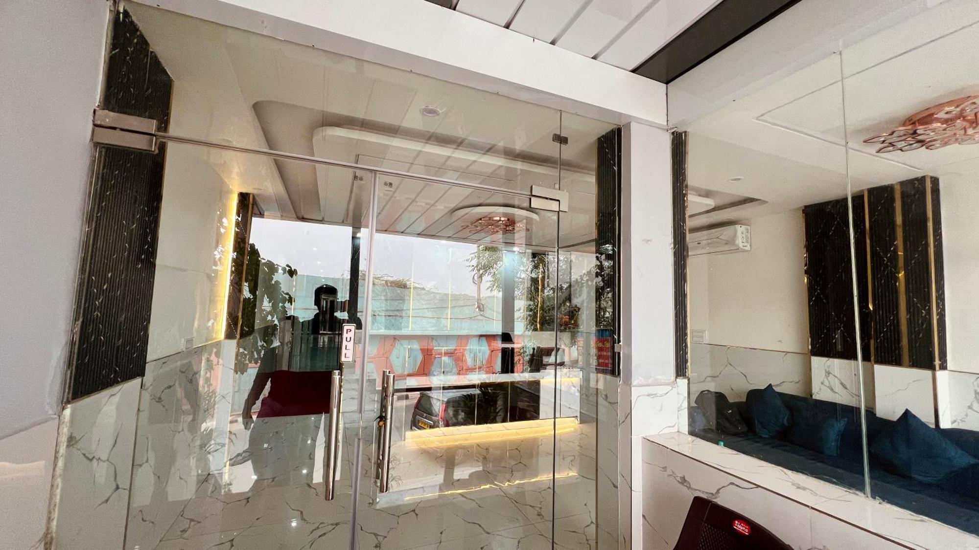 Aerovilla By Jmd Group New Delhi Exteriör bild